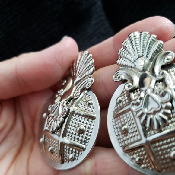 VTG Large Silver Tone Statement Earrings - Picture 6 of 8